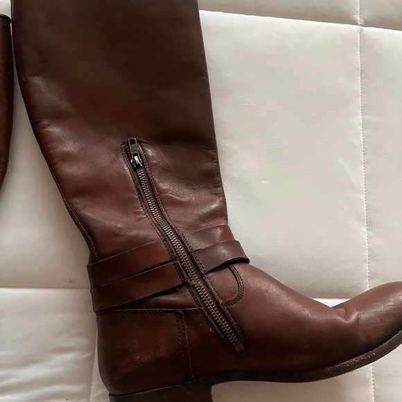 FRYE brown leather riding boots 9.5 B. Excellent condition. - Picture 3 of 7